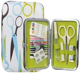 Purse Essentials Faux Leather Deluxe Sewing Kit by Manhattan Wardrobe Supply