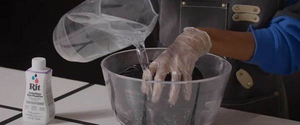Restore your black clothing with Rit Dye's Back to Black Kit | MWS